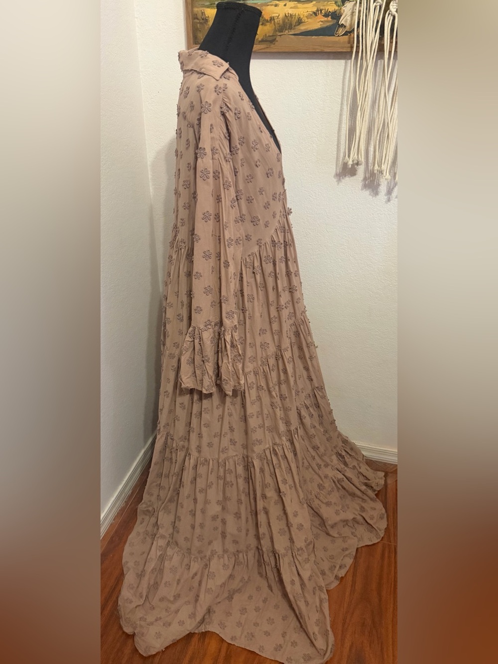 Dodo Bar Or Floral Appliqué Tan trumpet sleeve Maxi Dress - Size L - Picture 5 of 10